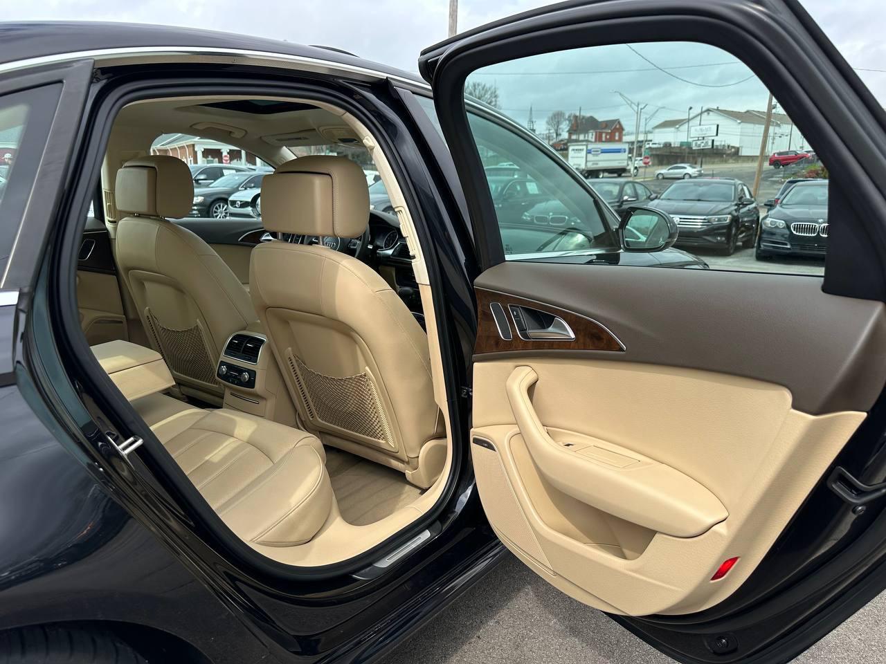 Audi A6 3.0T quattro Tiptronic 2012