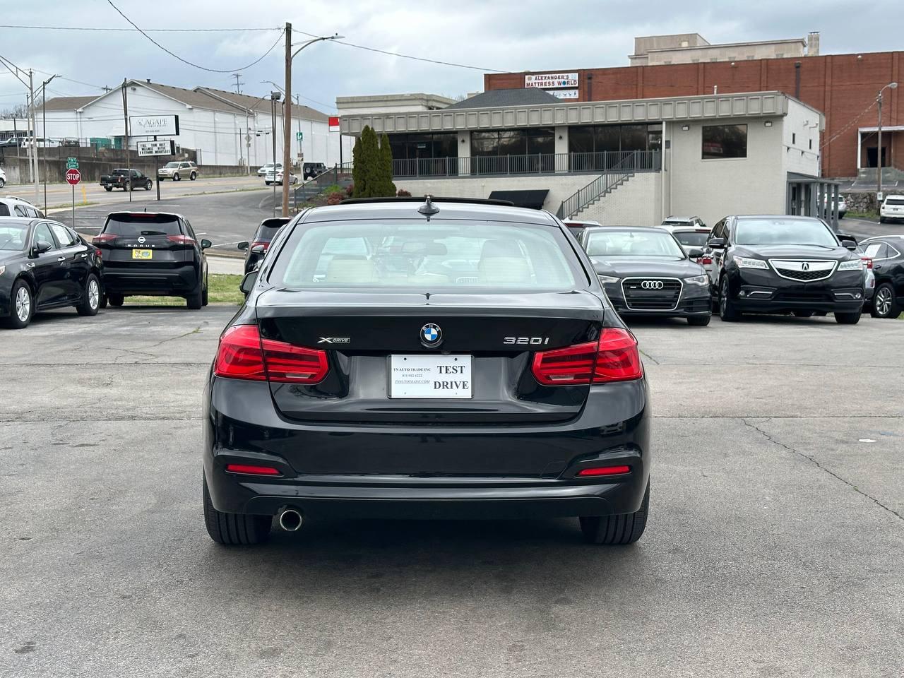 BMW 3-Series 320i xDrive Sedan 2018