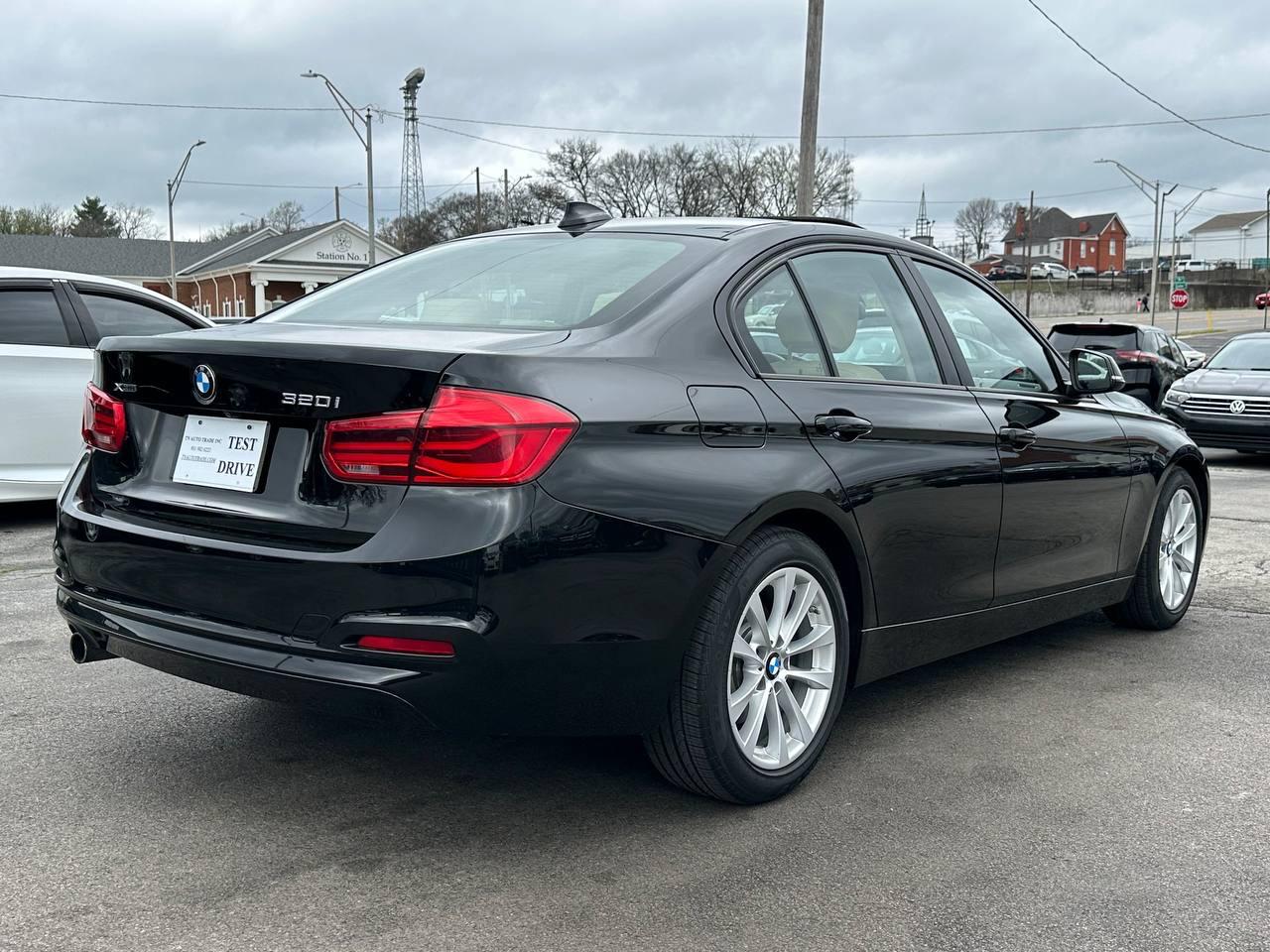BMW 3-Series 320i xDrive Sedan 2018