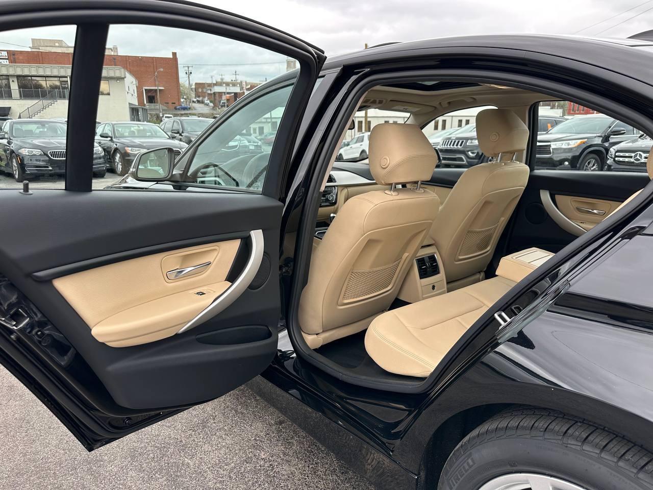 BMW 3-Series 320i xDrive Sedan 2018