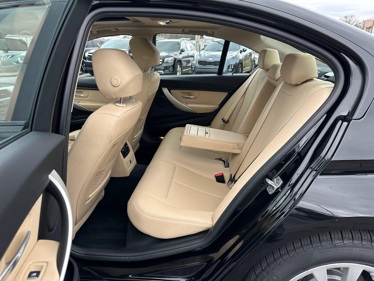 BMW 3-Series 320i xDrive Sedan 2018