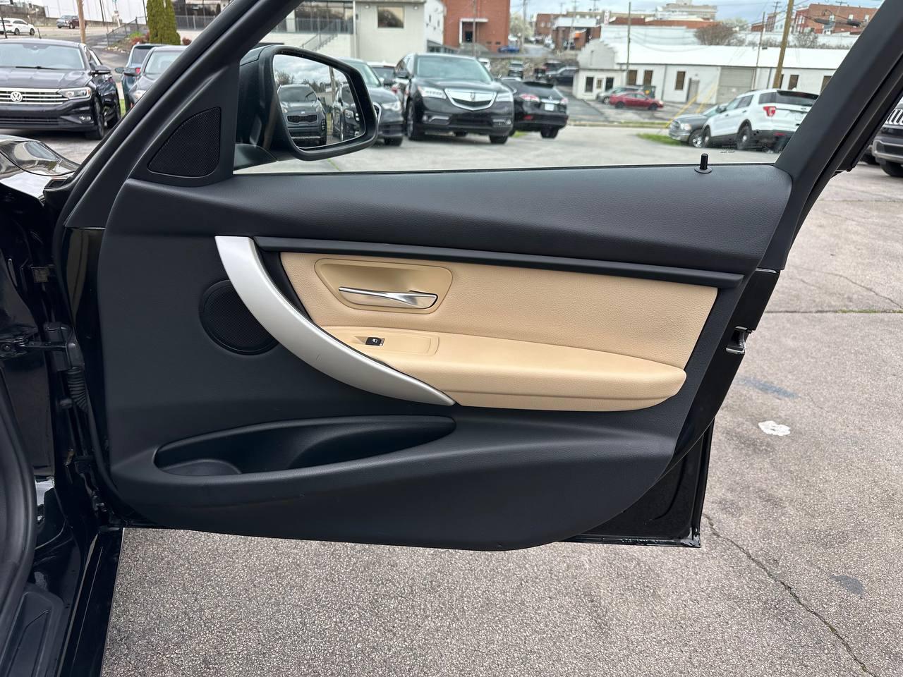 BMW 3-Series 320i xDrive Sedan 2018