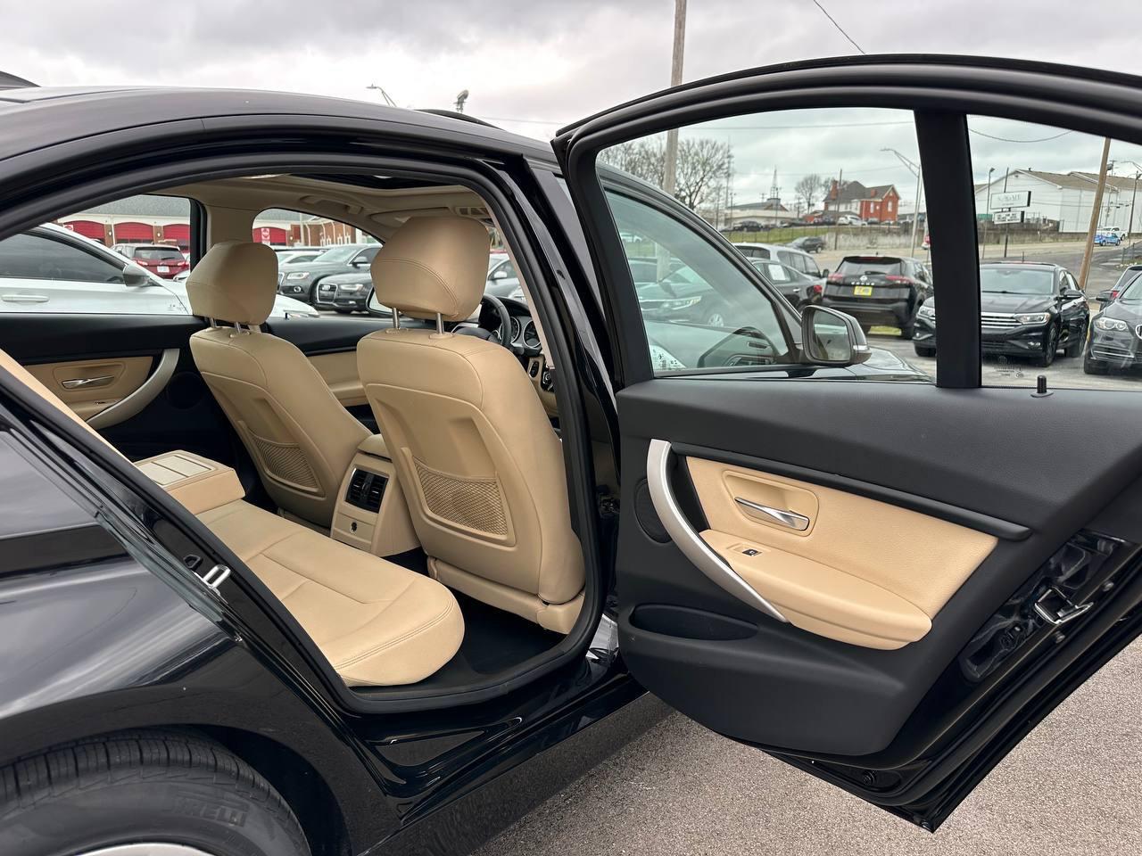 BMW 3-Series 320i xDrive Sedan 2018