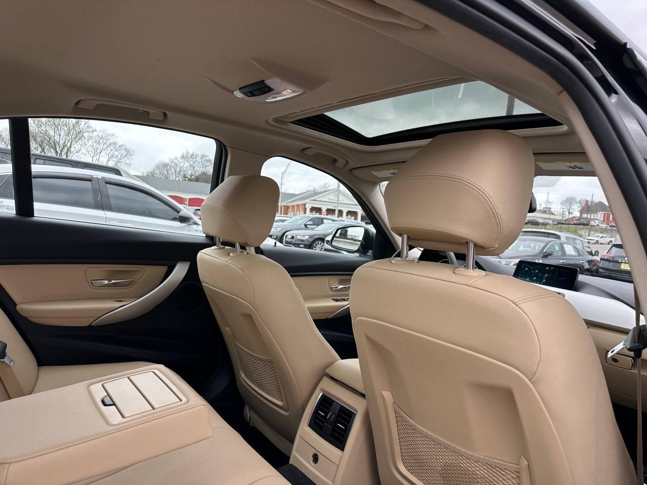 BMW 3-Series 320i xDrive Sedan 2018