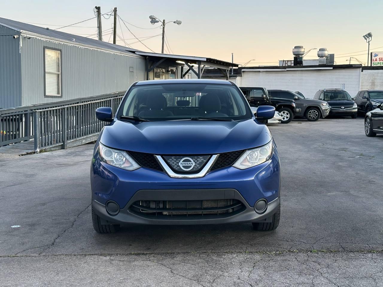 Nissan Rogue Sport S 2018