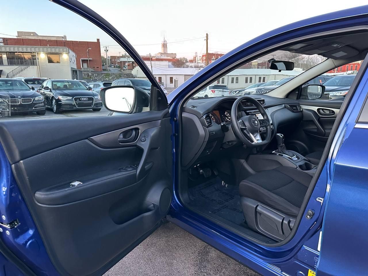 Nissan Rogue Sport S 2018