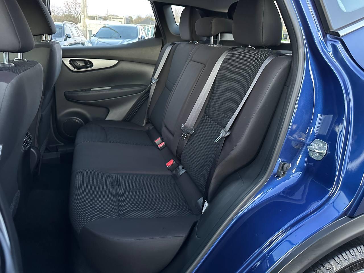 Nissan Rogue Sport S 2018