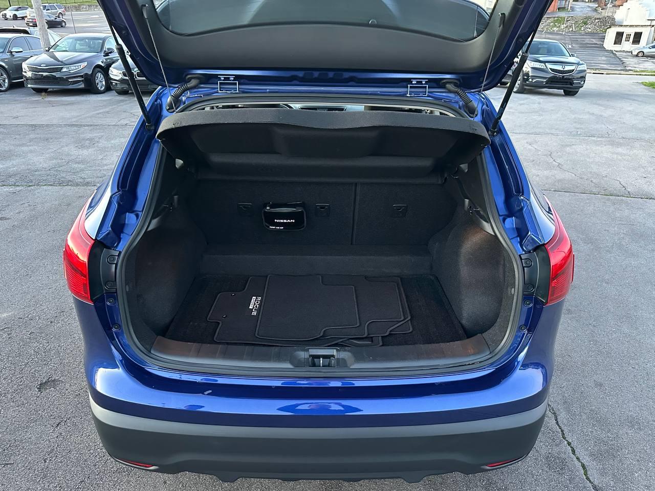 Nissan Rogue Sport S 2018