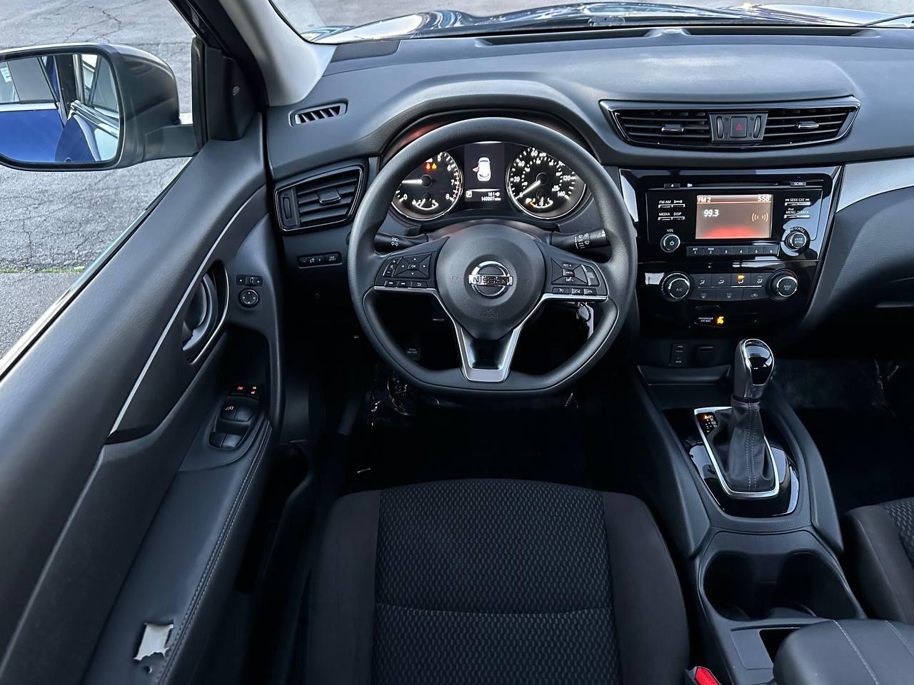 Nissan Rogue Sport S 2018