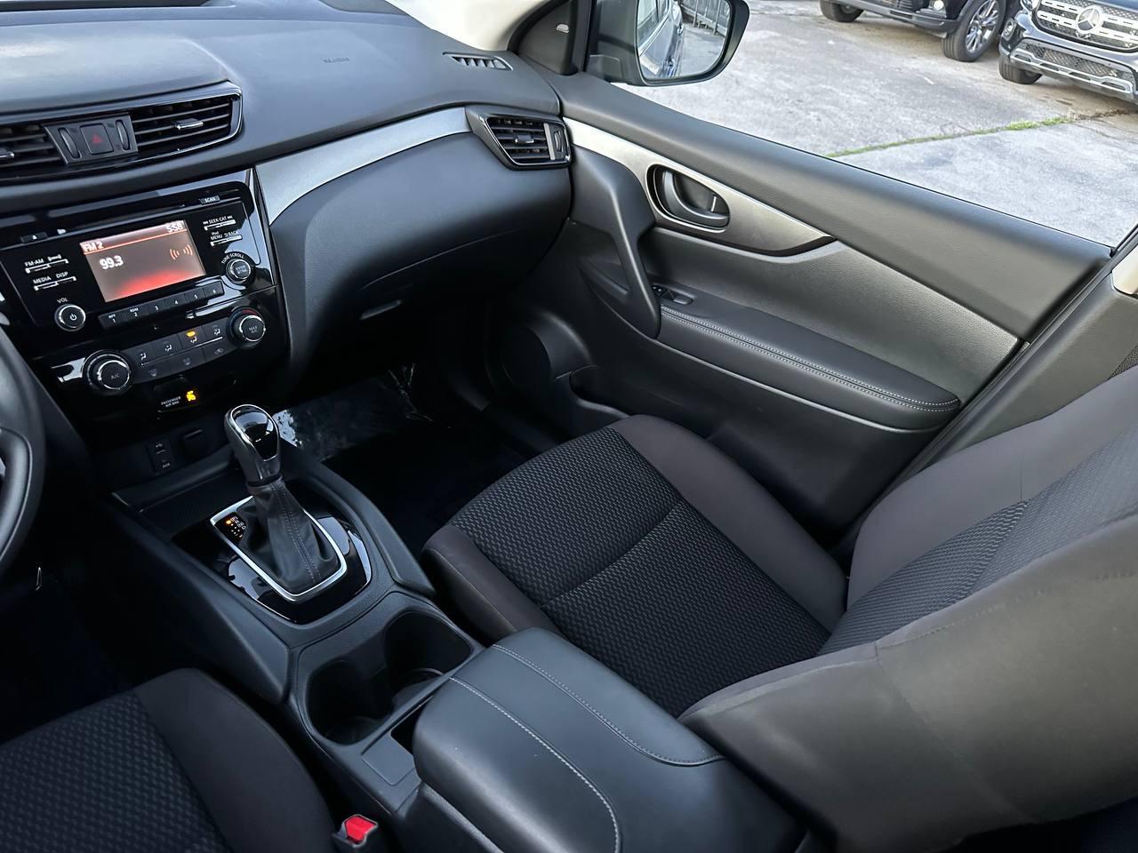 Nissan Rogue Sport S 2018