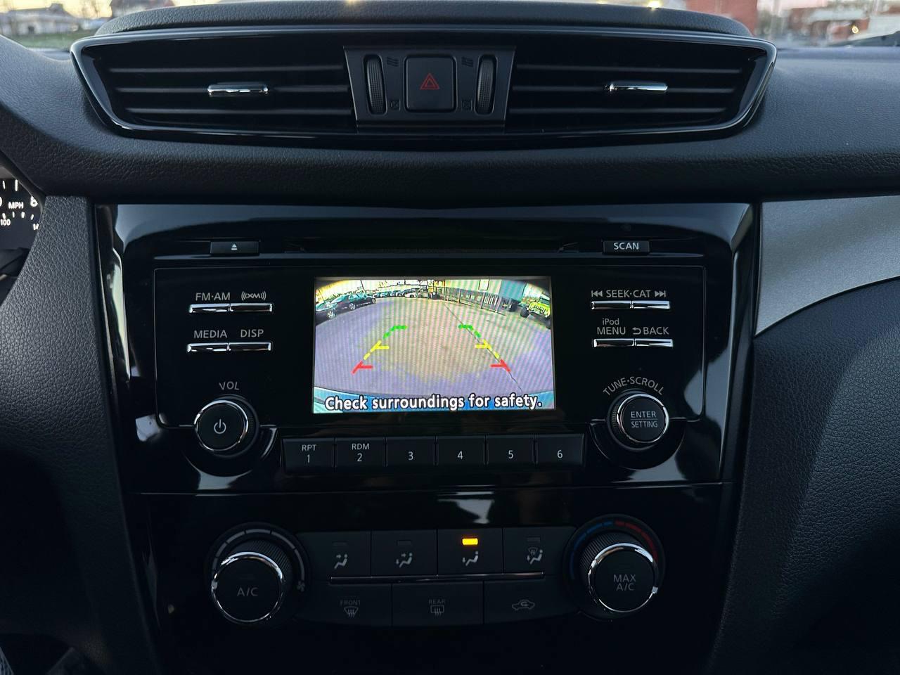 Nissan Rogue Sport S 2018