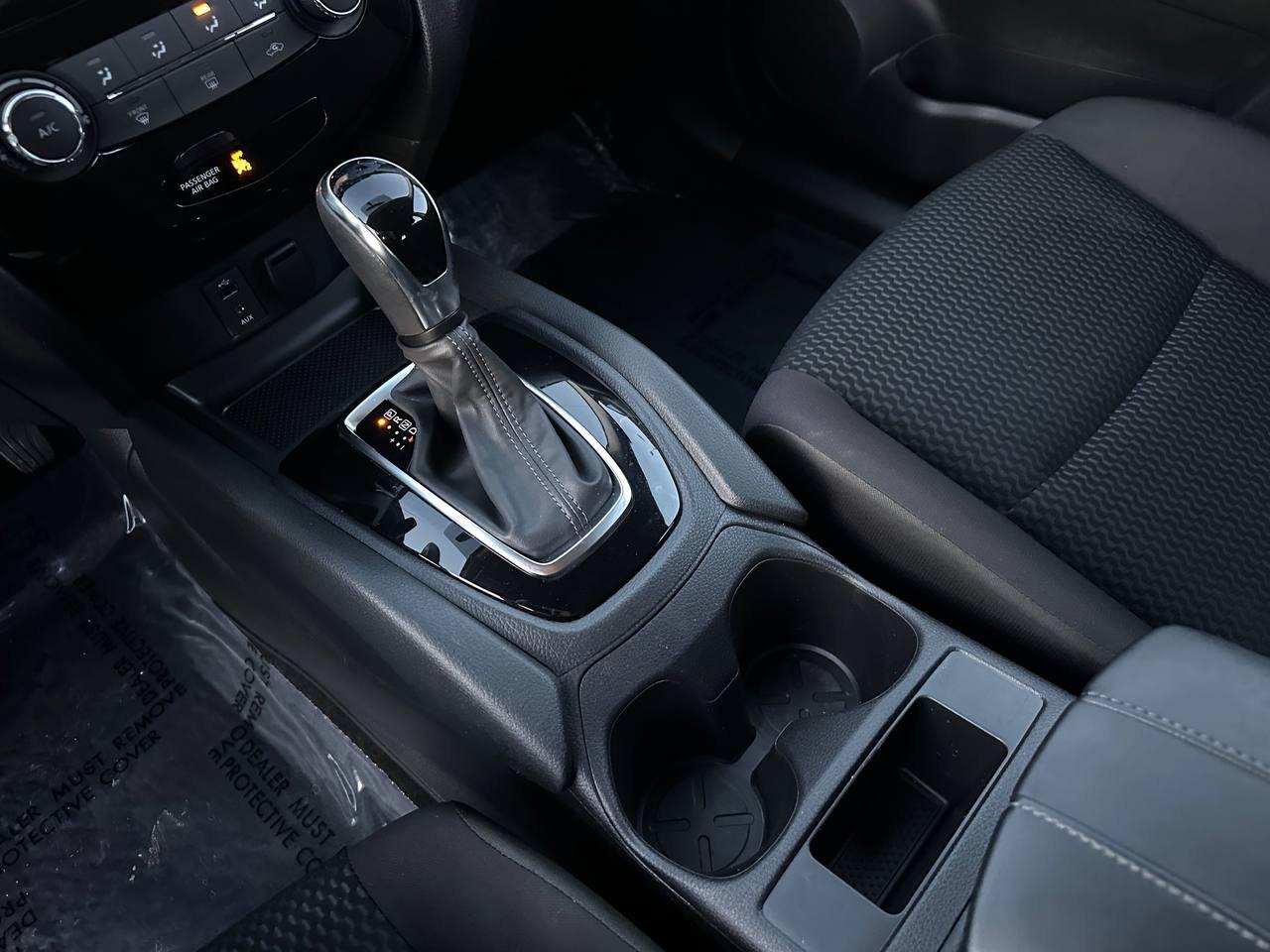 Nissan Rogue Sport S 2018