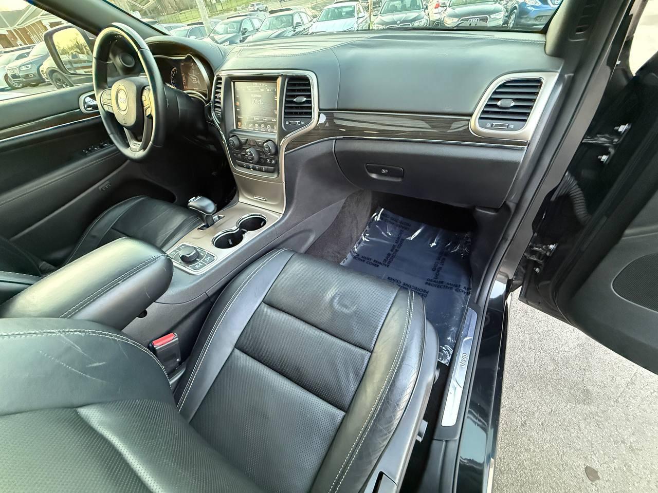 Jeep Grand Cherokee Overland 4WD 2014