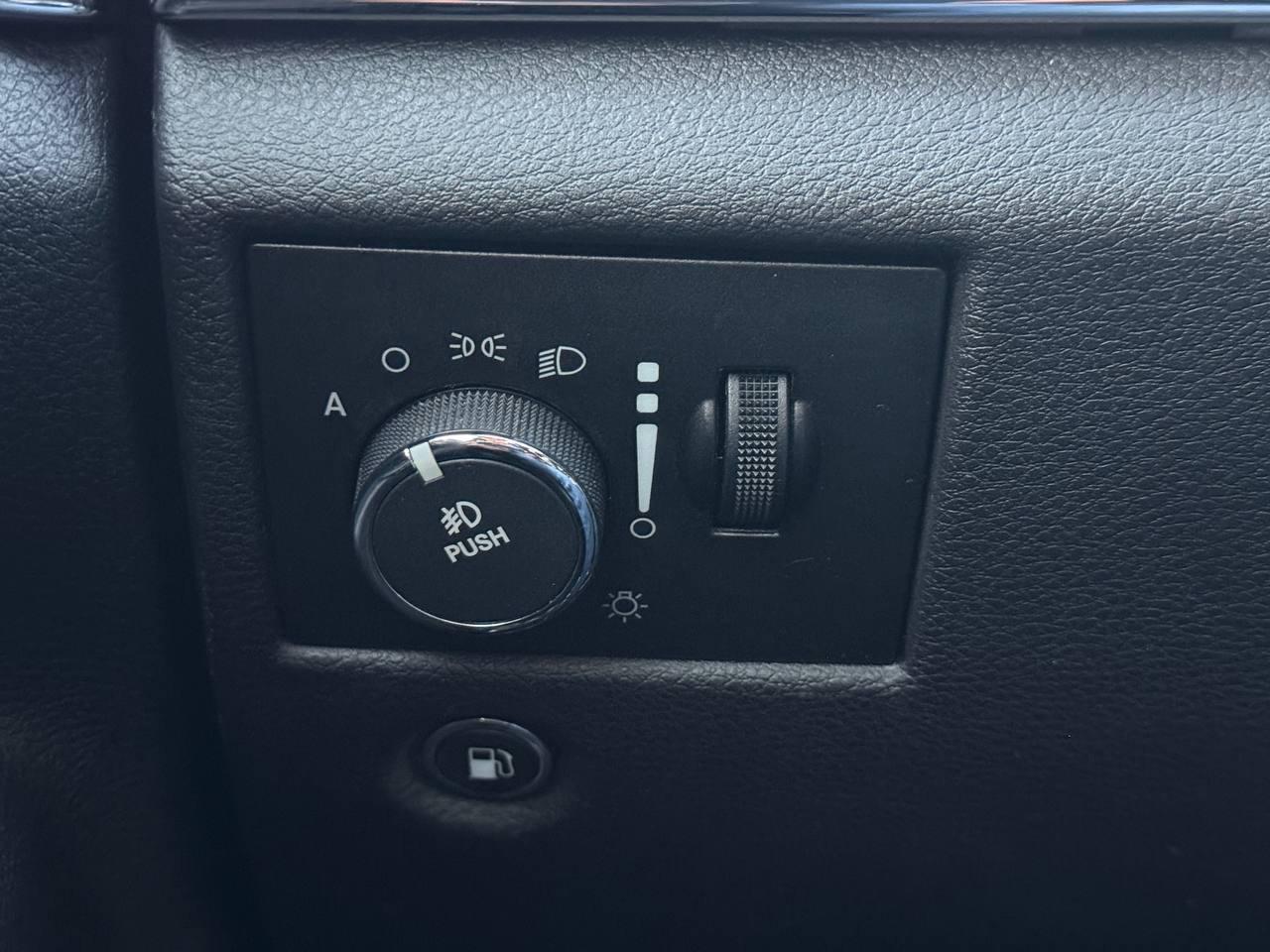 Jeep Grand Cherokee Overland 4WD 2014