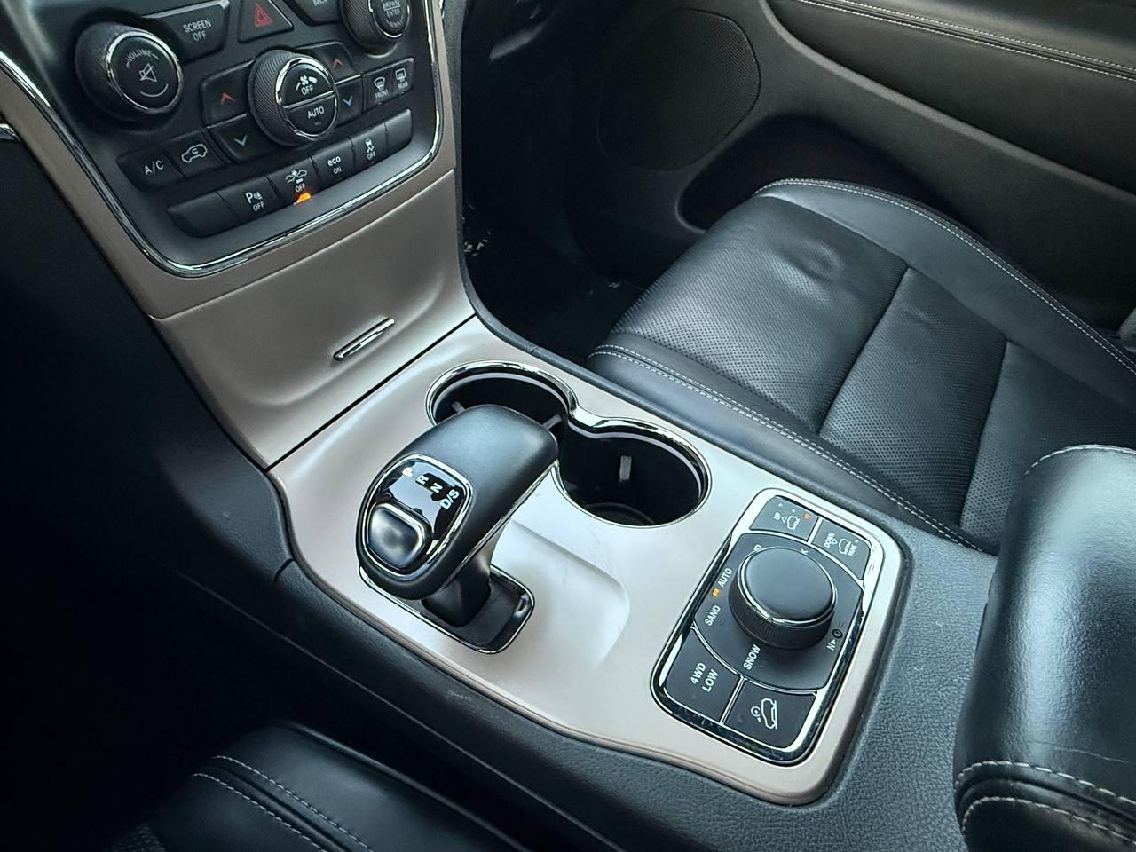 Jeep Grand Cherokee Overland 4WD 2014