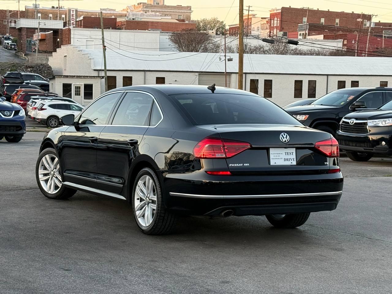 Volkswagen Passat SEL Premium 6A 2016