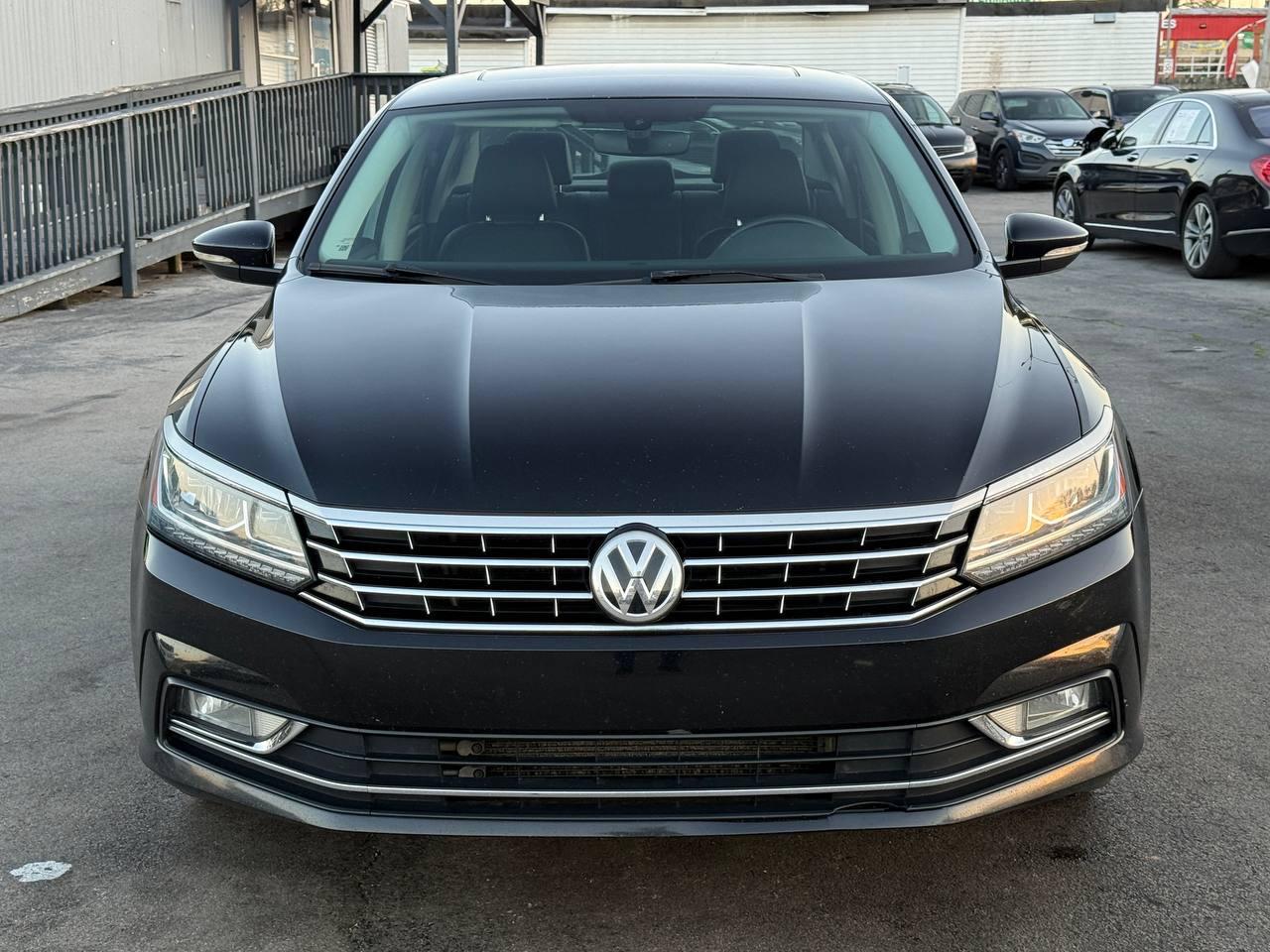 Volkswagen Passat SEL Premium 6A 2016