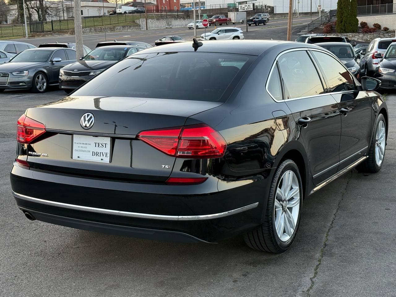 Volkswagen Passat SEL Premium 6A 2016