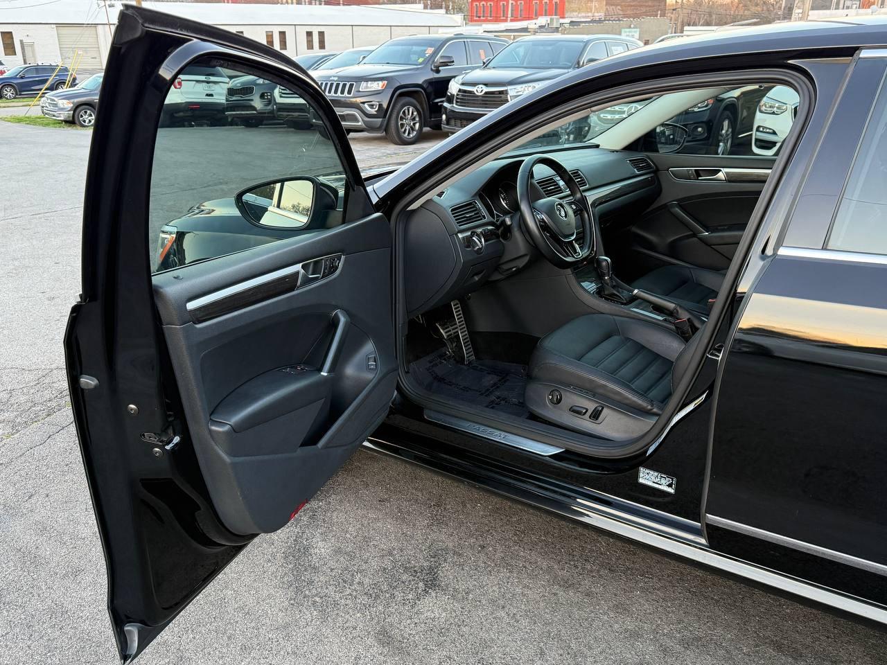 Volkswagen Passat SEL Premium 6A 2016