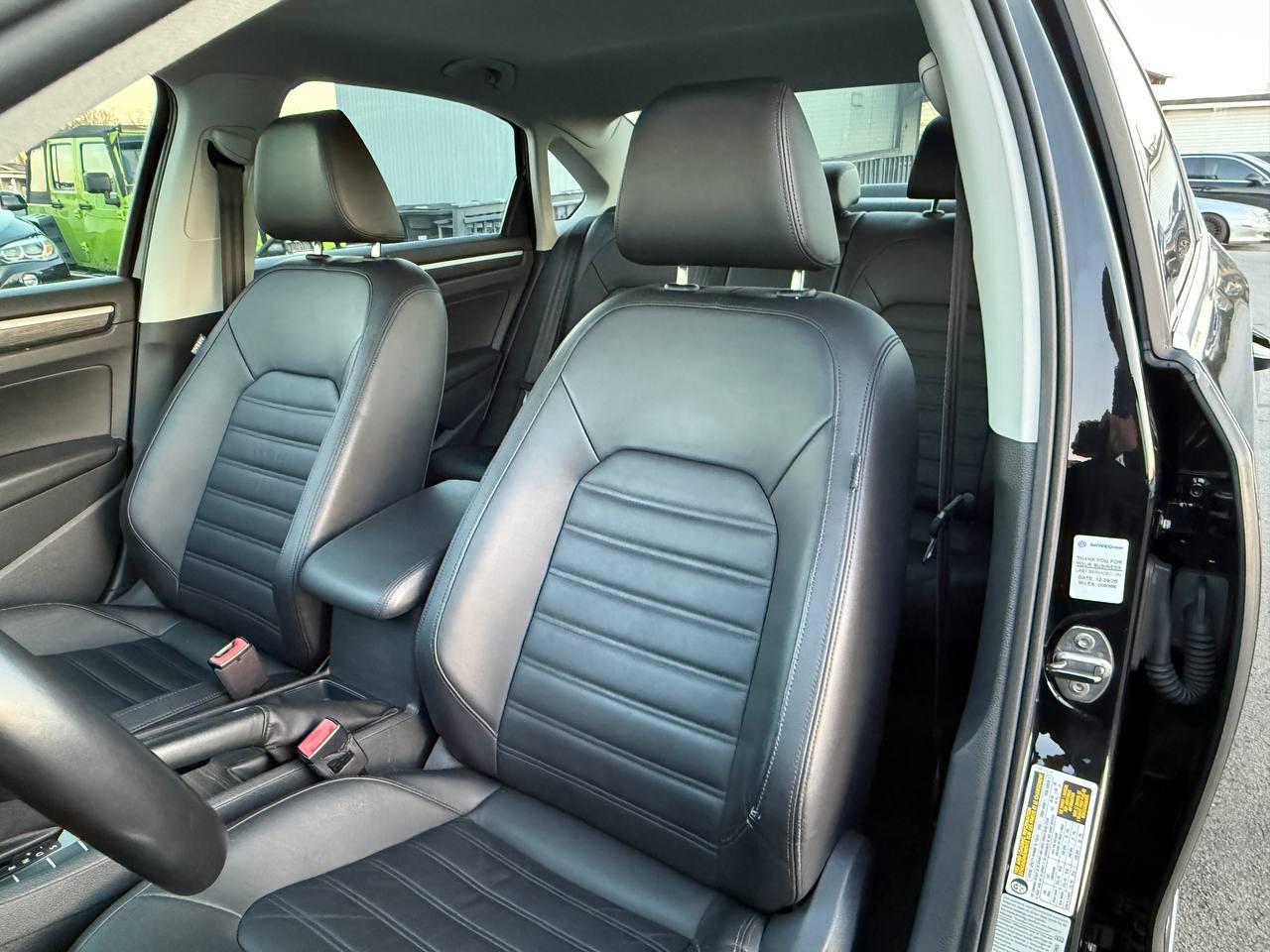 Volkswagen Passat SEL Premium 6A 2016