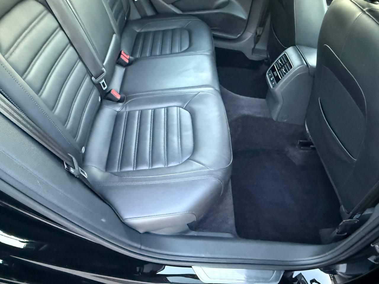 Volkswagen Passat SEL Premium 6A 2016