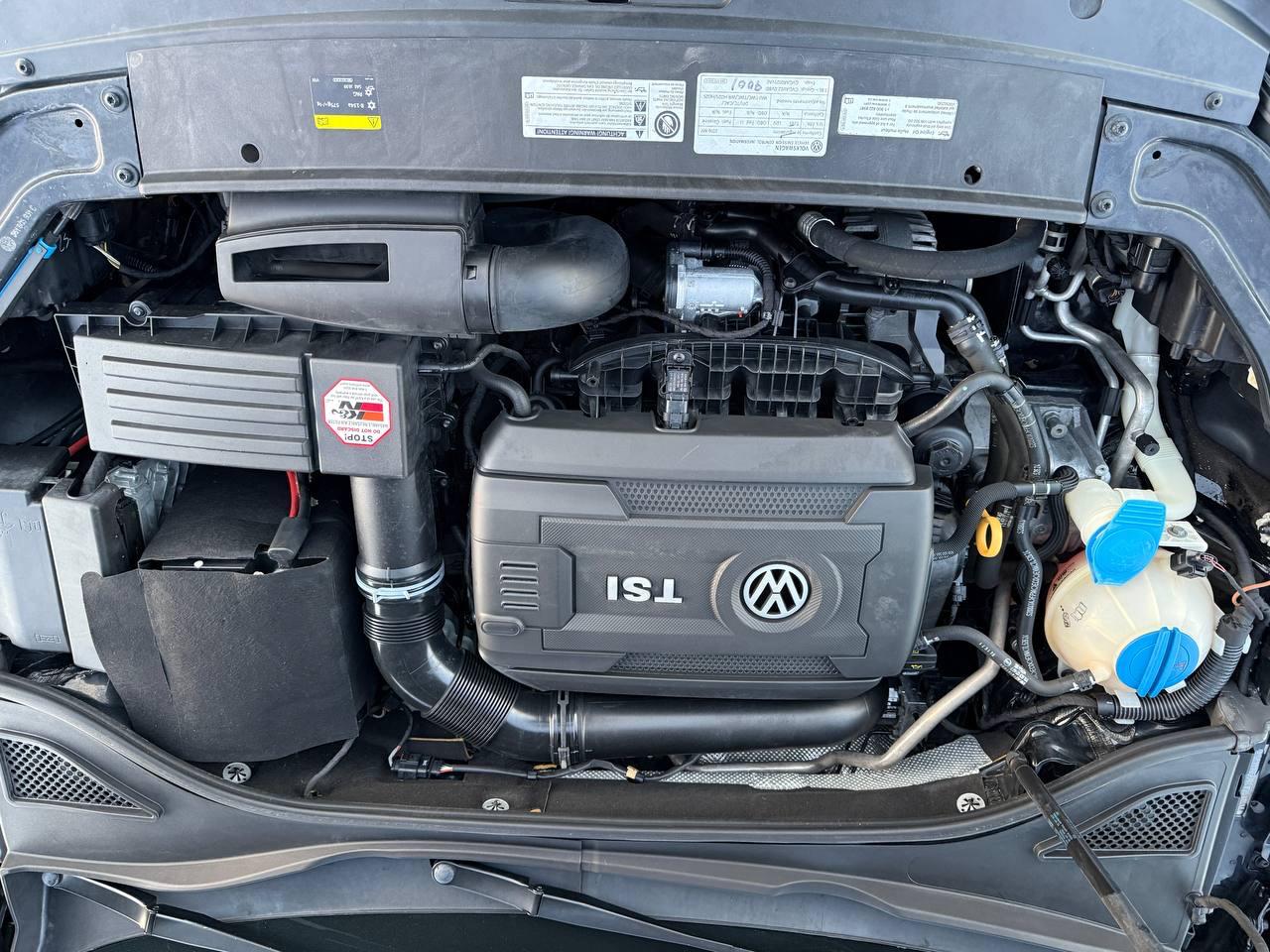 Volkswagen Passat SEL Premium 6A 2016