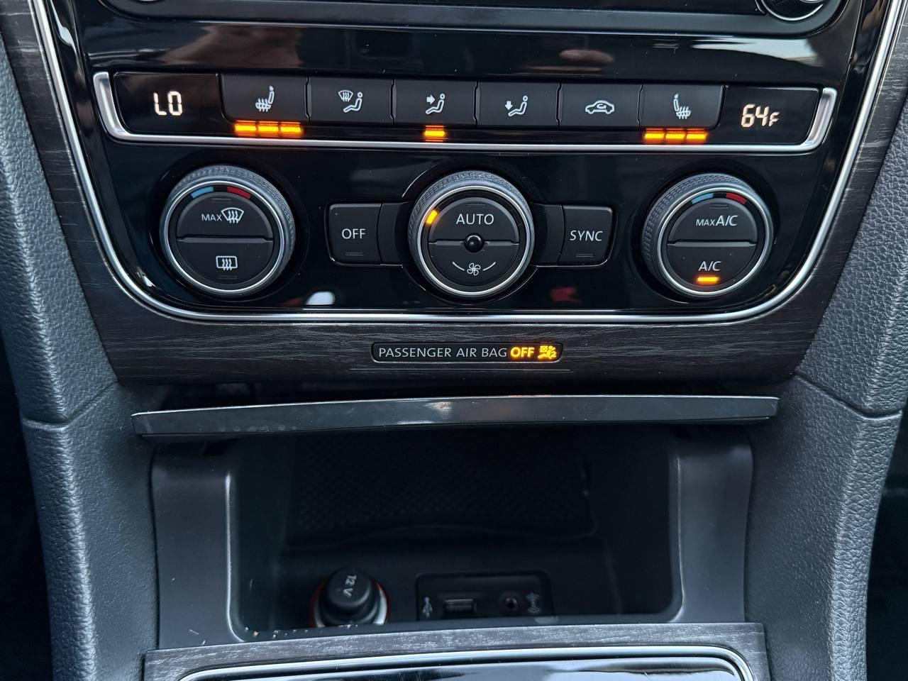 Volkswagen Passat SEL Premium 6A 2016