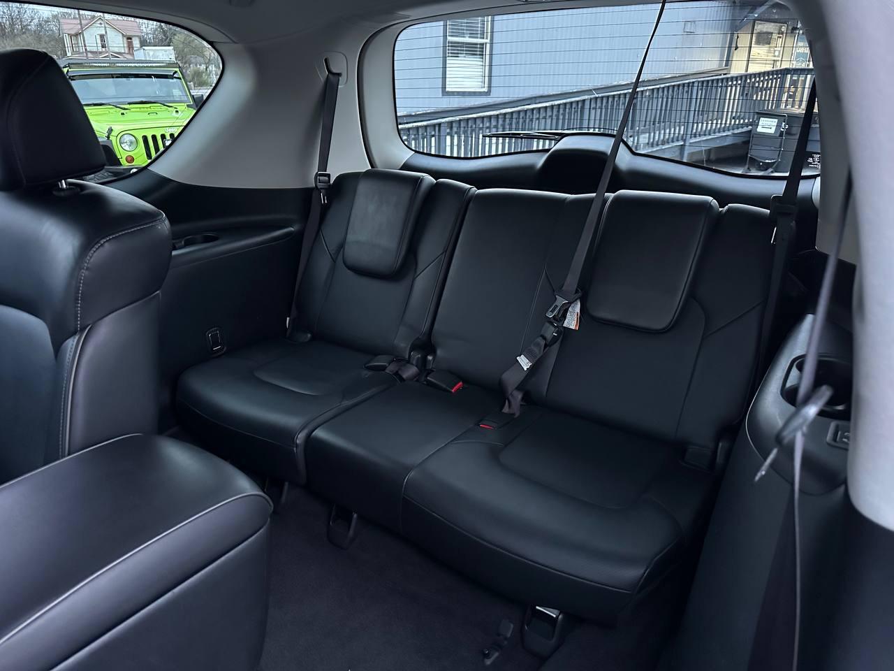 Infiniti QX80 LUXE 2019