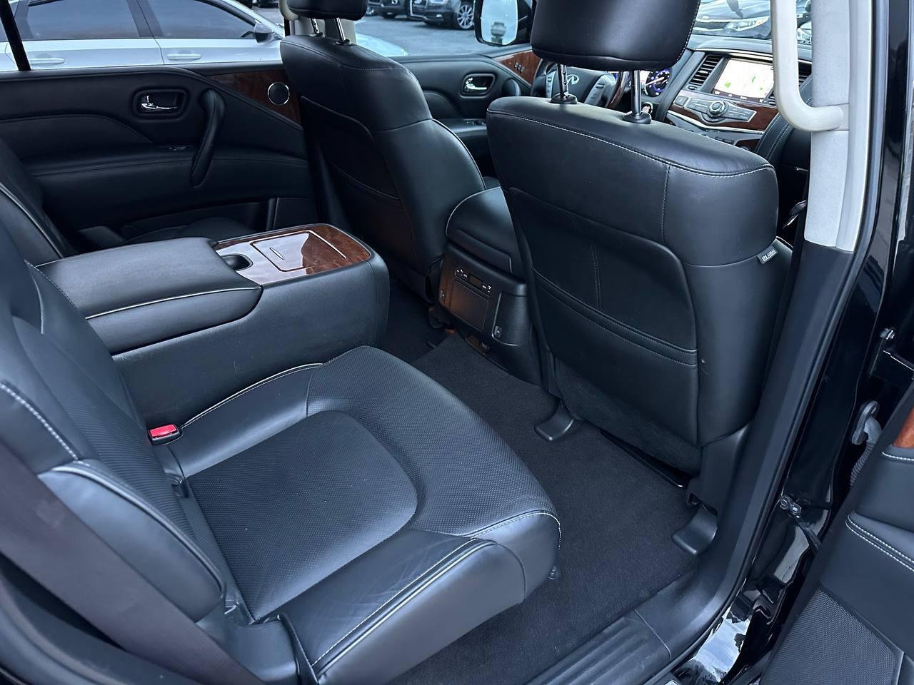 Infiniti QX80 LUXE 2019