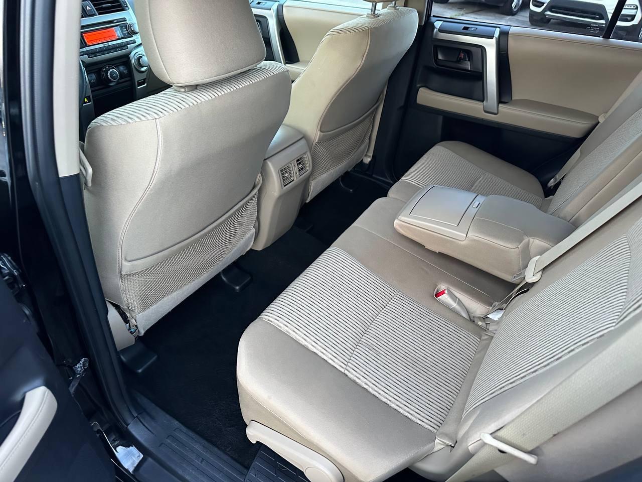 Toyota 4Runner SR5 4WD 2011