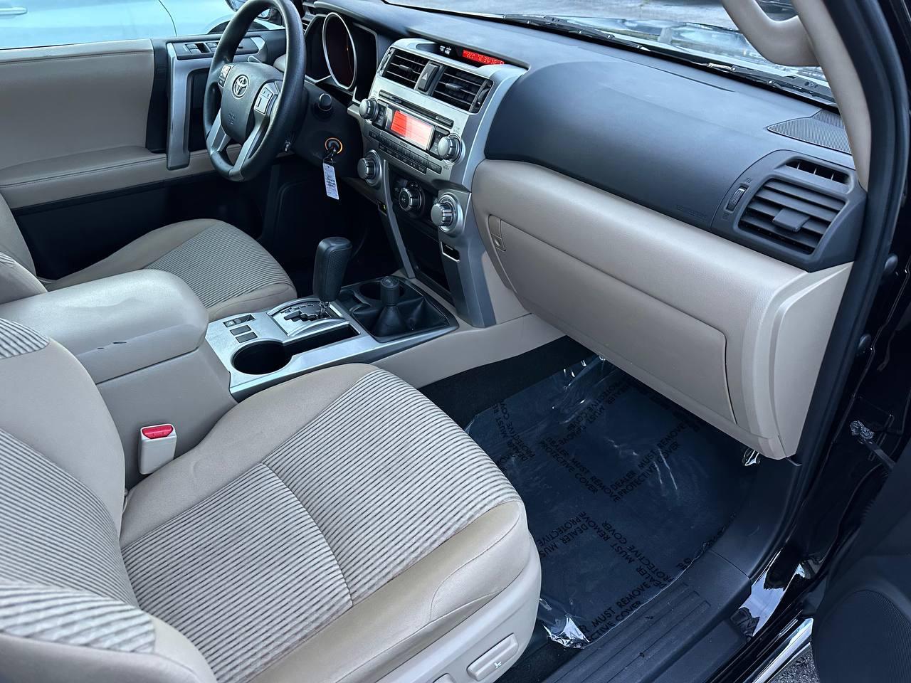 Toyota 4Runner SR5 4WD 2011