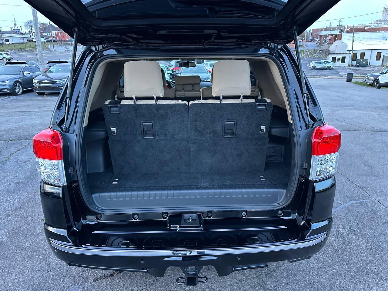 Toyota 4Runner SR5 4WD 2011