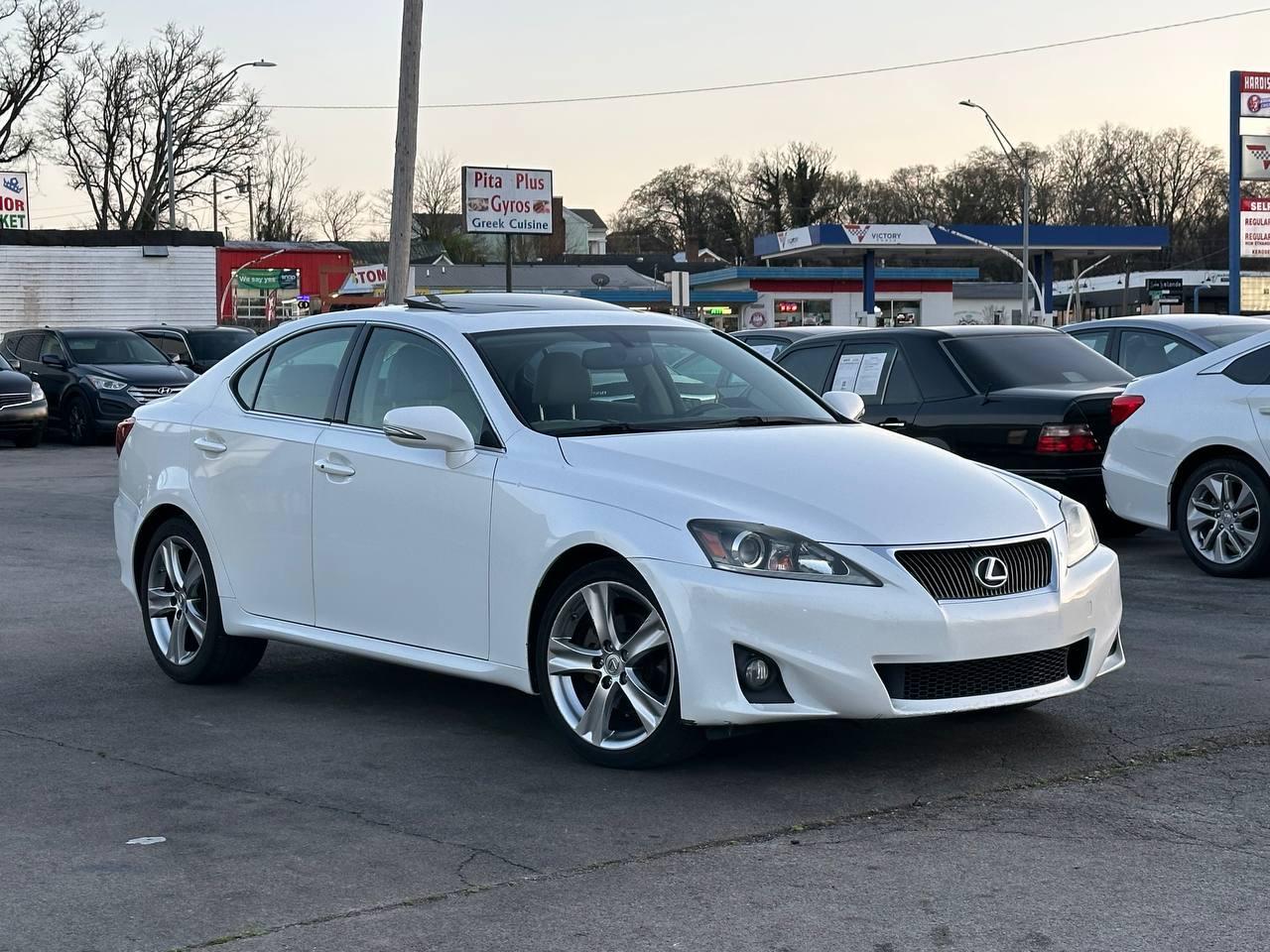 Lexus IS 250 RWD 2011