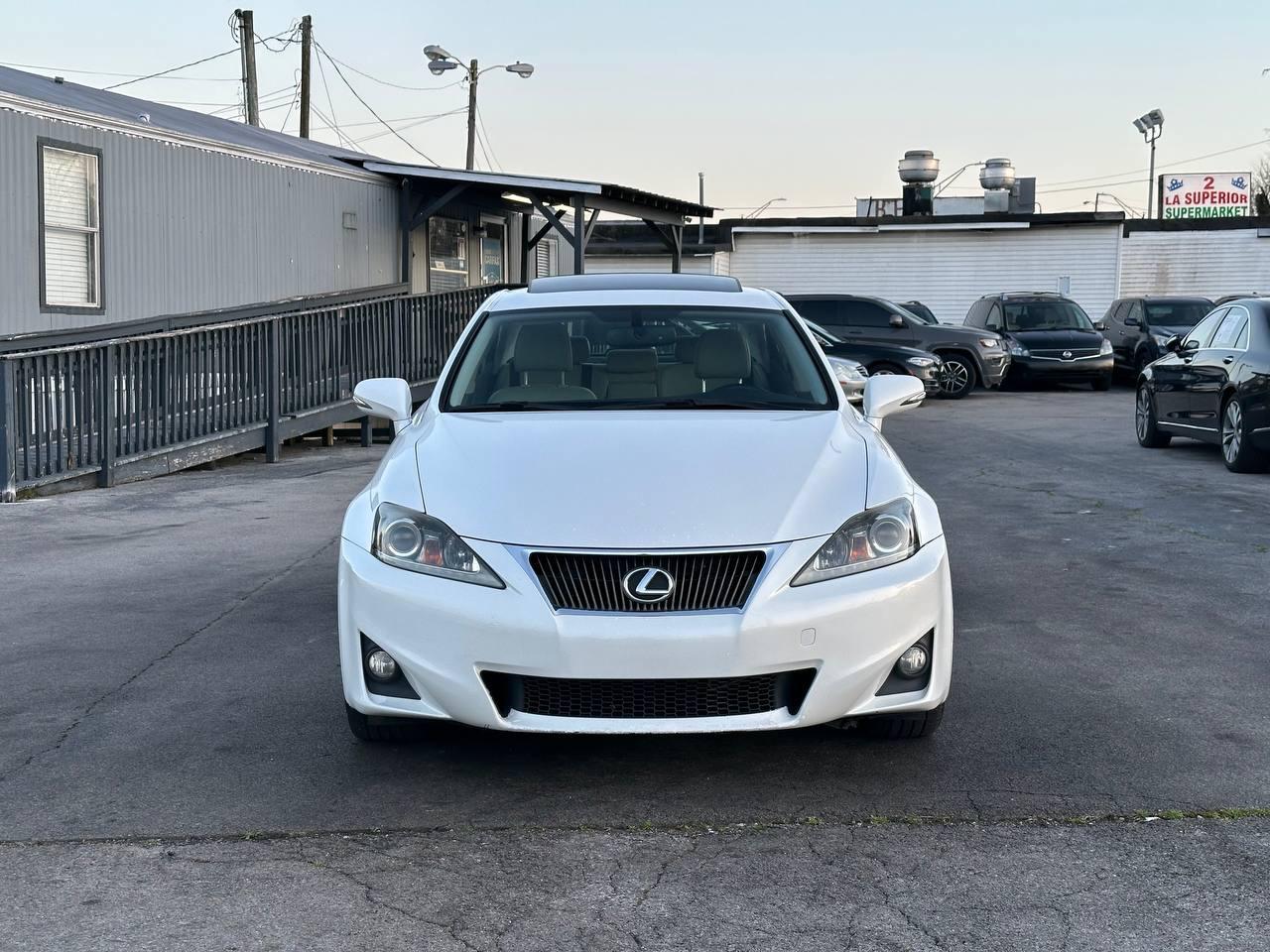 Lexus IS 250 RWD 2011