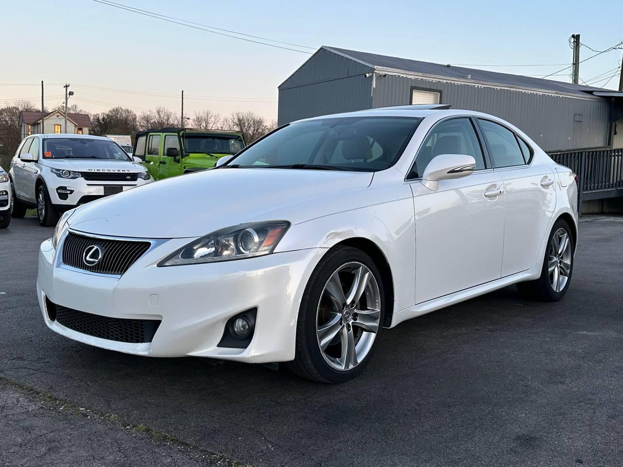 Lexus IS 250 RWD 2011