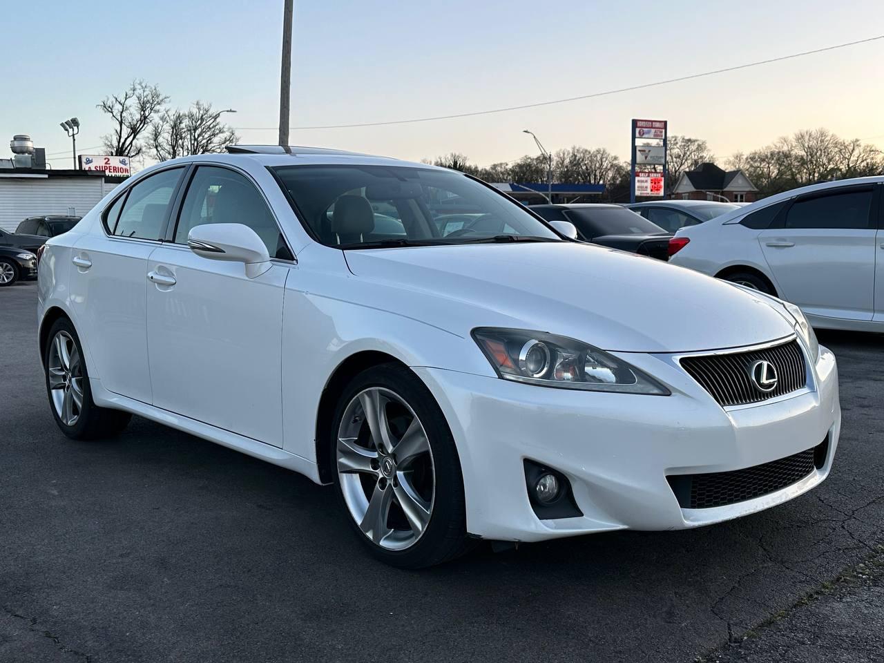 Lexus IS 250 RWD 2011