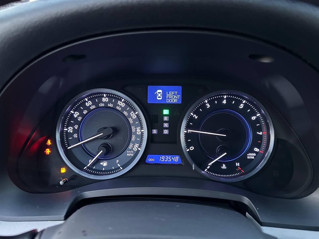 Lexus IS 250 RWD 2011