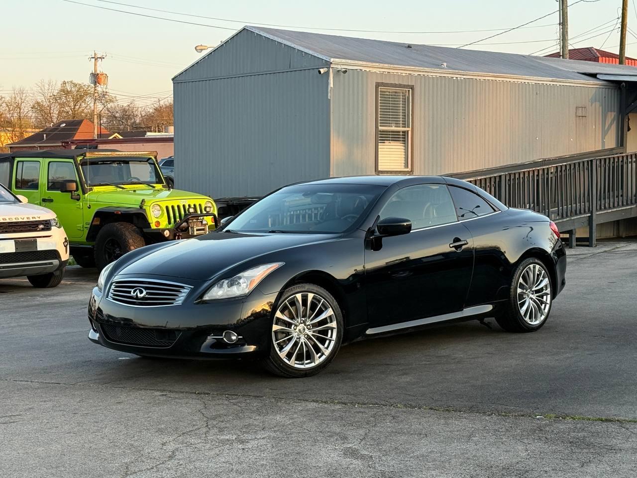 Infiniti G Convertible Base 2012