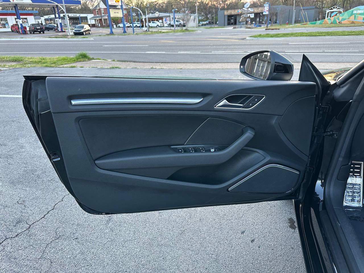 Audi A3 2.0T Premium Plus Cabriolet quattro S tronic 2015