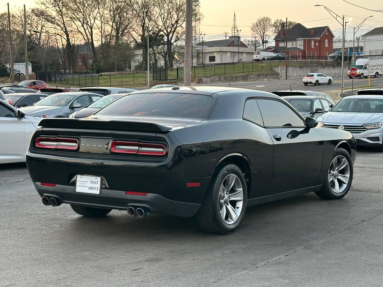 Dodge Challenger SXT 2015