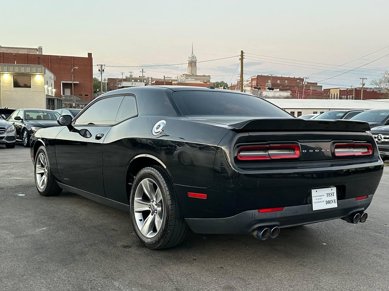 Dodge Challenger SXT 2015