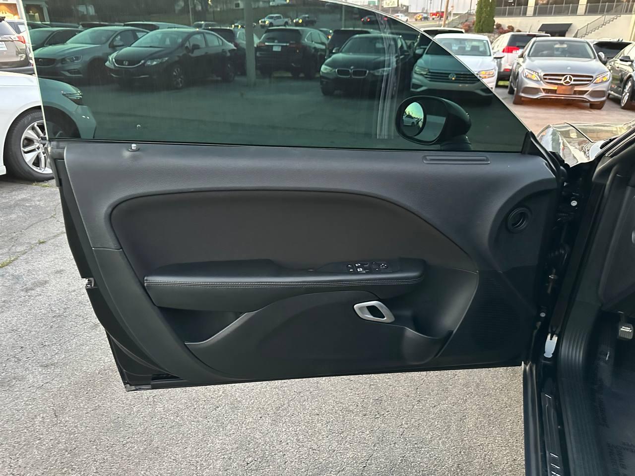 Dodge Challenger SXT 2015