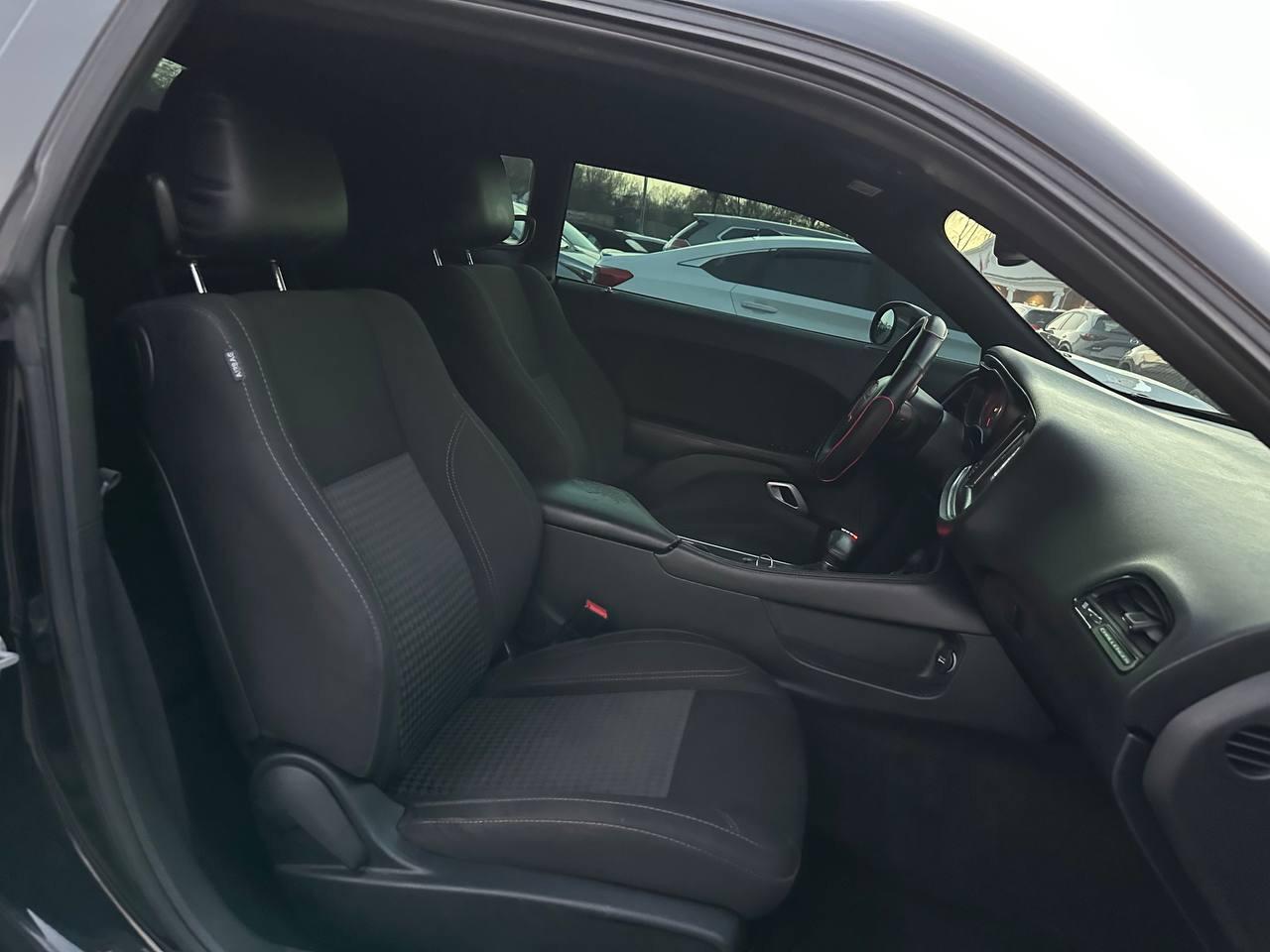 Dodge Challenger SXT 2015