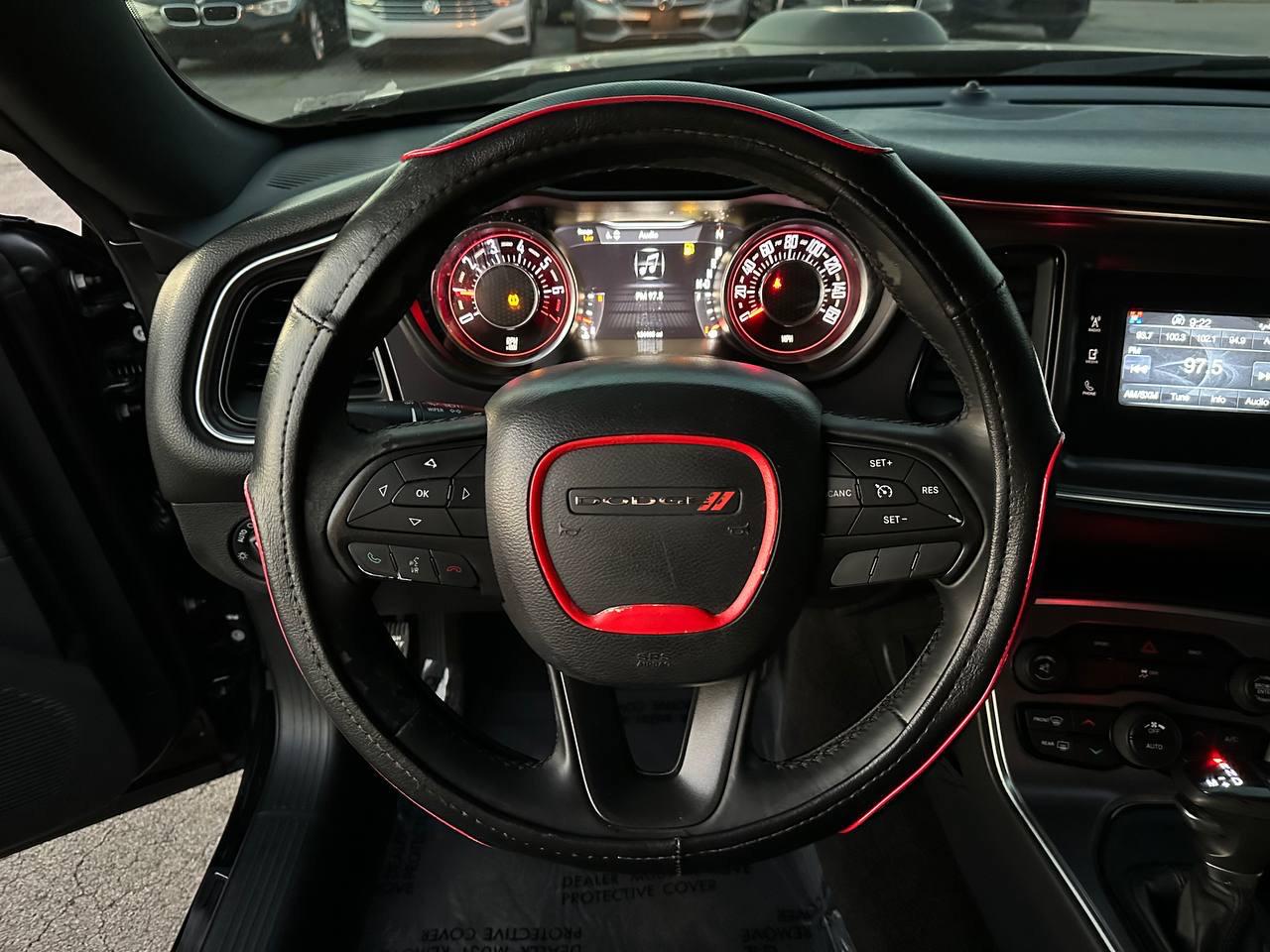 Dodge Challenger SXT 2015