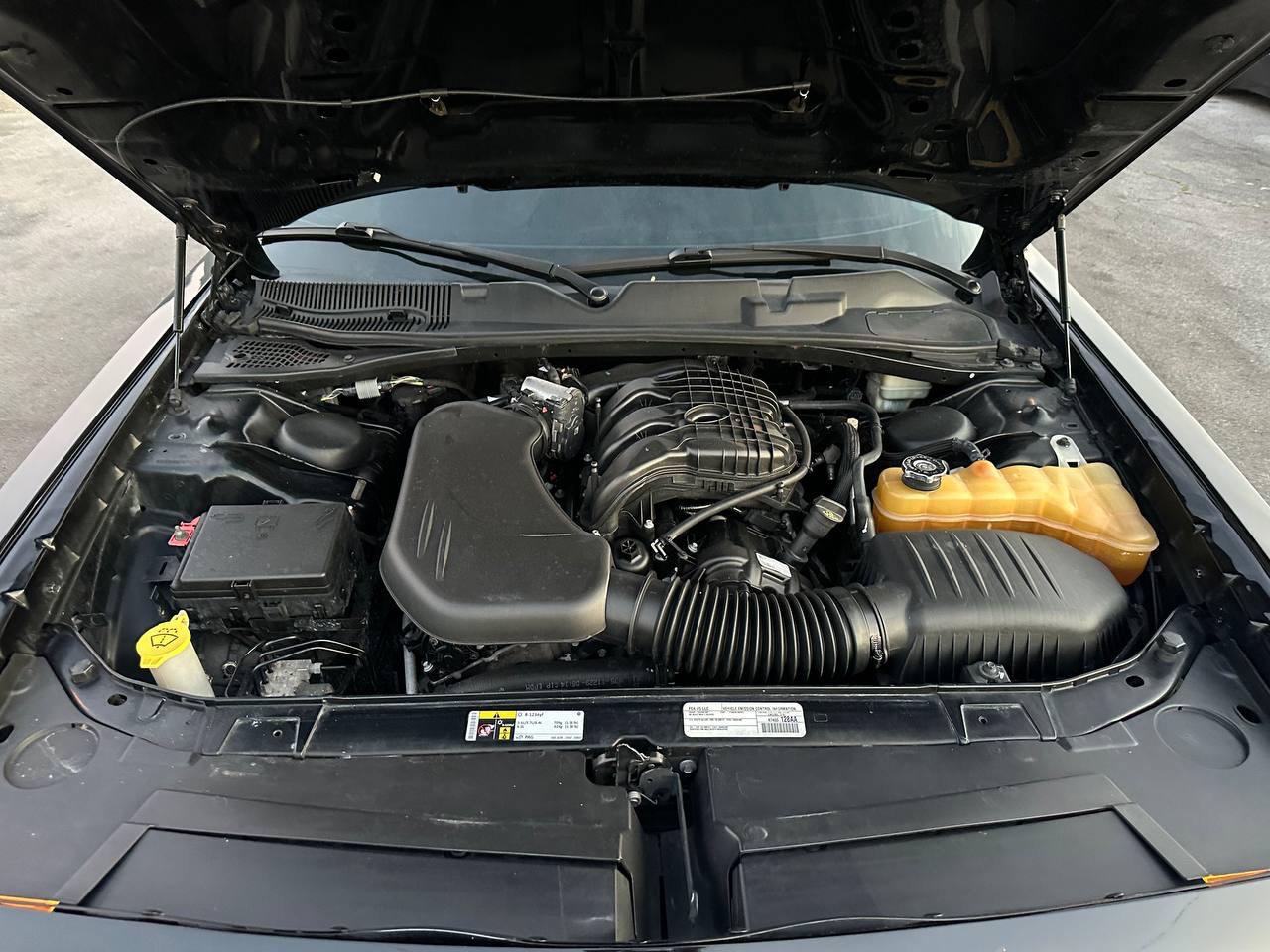 Dodge Challenger SXT 2015