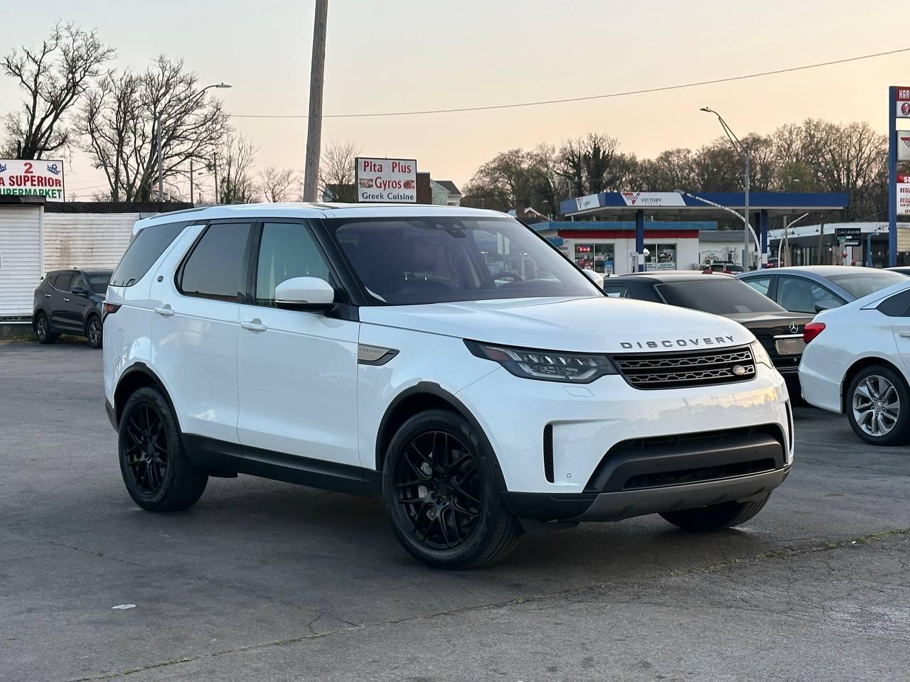 Land Rover Discovery SE 2019