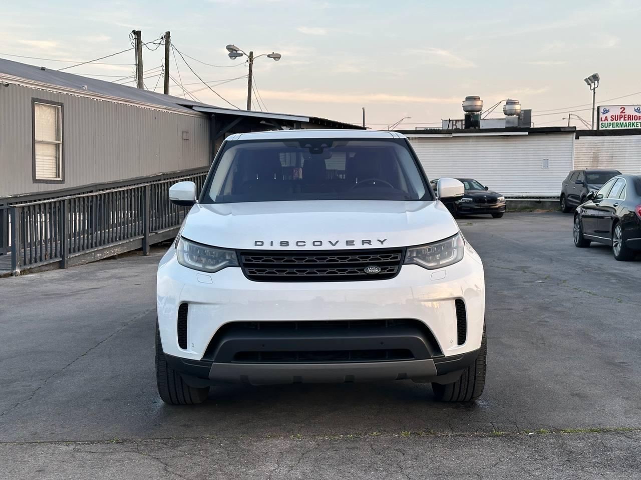 Land Rover Discovery SE 2019