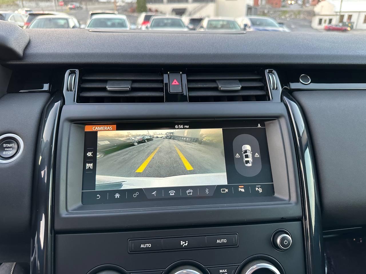 Land Rover Discovery SE 2019