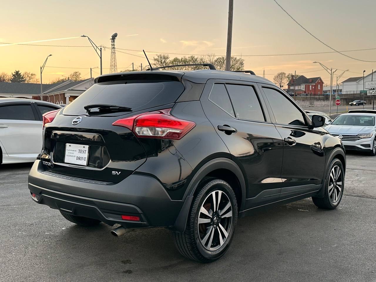Nissan Kicks SV 2018
