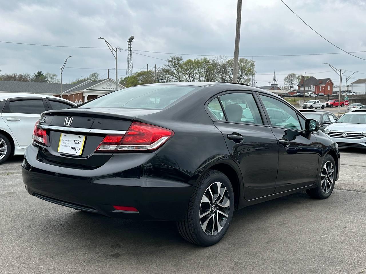 Honda Civic EX-L Sedan 5-Speed AT 2013